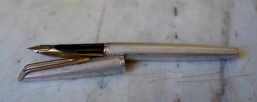 Tres beau stylo plume - beau,
