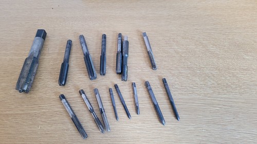 Lot tarauds nf - lot,