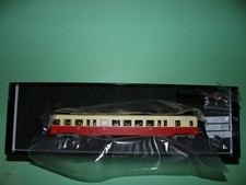 R37 1st/2nd Class ZR27000 Red/Cream Railway Trailer 41255 DIGITAL NEW