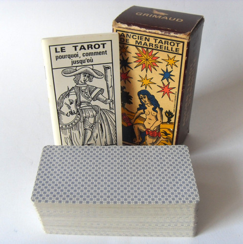 1981 ancient tarot de - :,