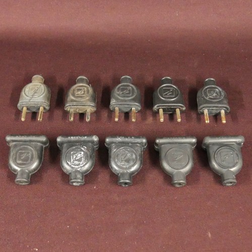 Lot prises electrique - 5,