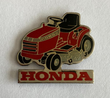 63 - Pin's TRACTOR MOWER HONDA TRACTOR