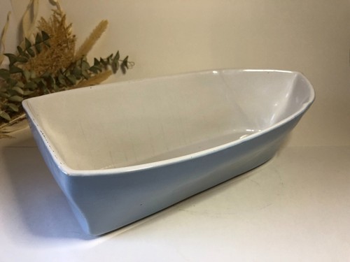 Très beau plat - , à