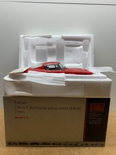1961 CMC FERRARI 250 GT BERLINETTA SHORT WHEELBASE IN BOX 1/18 D10 TO