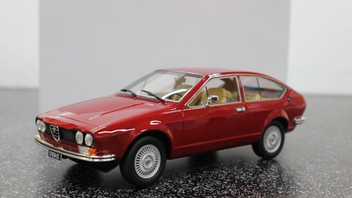 Laudoracing models alfa - 1/18,