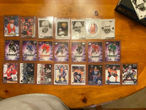 Upper deck assorted inserts - upper,