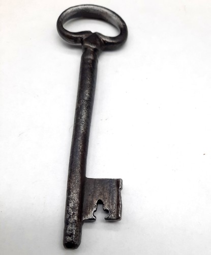 Ancienne clé cuisse - , de