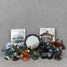 Nintendo Wii Skylanders variety. 2 Games, Portal, And Assortment Of Skylanders