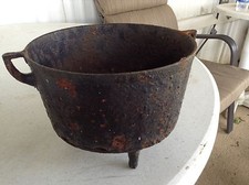 3 Footed Cast Iron Pot 
