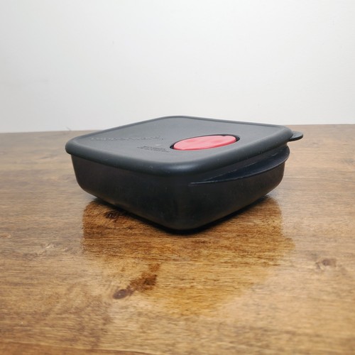 Tupperware vent serve - vent,