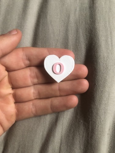 Magnet cœur avec - , –
