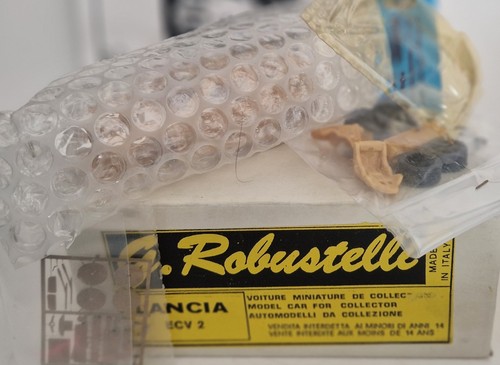 Robustelli kit lancia - robustelli, 1/43