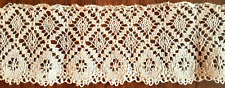 LACE - antique with spindles - 310 cm x 7 cm