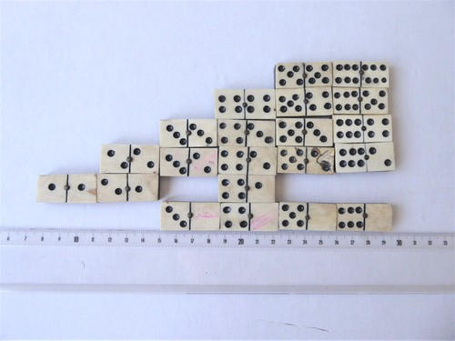 Lot pièces pour anciens jeux - anciens,