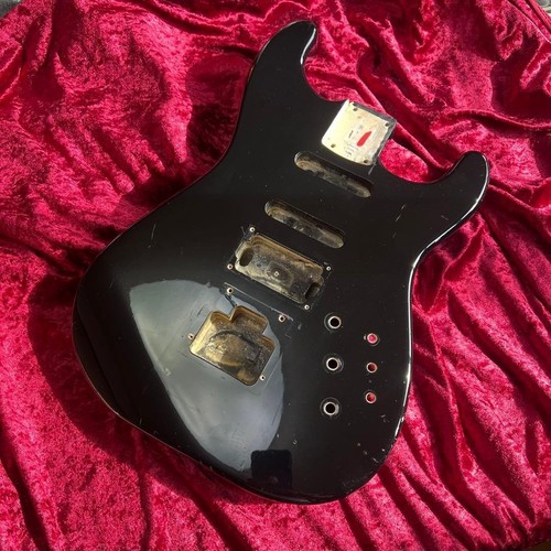 Corps guitare charvel - de,