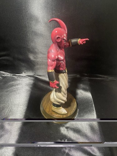 Dragon ball figurine majin - ball,
