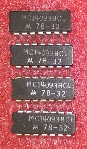 Mc14093bcl lot pièces - de,