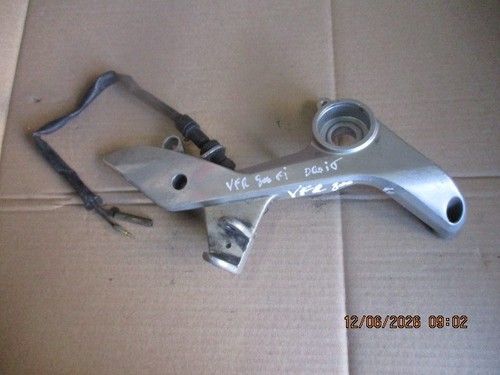Platine avant droite vfr 800fi - droite,