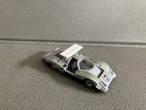 Ancienne voiture miniature - voiture,