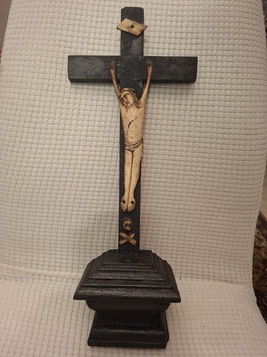 5cm tres ancien crucifix - 38,5cm/tres,