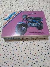 Suzuki VanVan RV-90 échelle