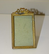 -JOLI PETIT CADRE PORTE PHOTO XIXe Style Louis XVI BRONZE collection VITRINE  D