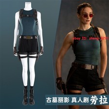 Tomb Raider Lara Cosplay