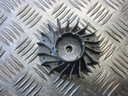 Volant moteur taille haie - volant,