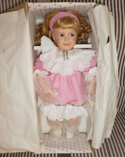 Ancienne poupée Linda