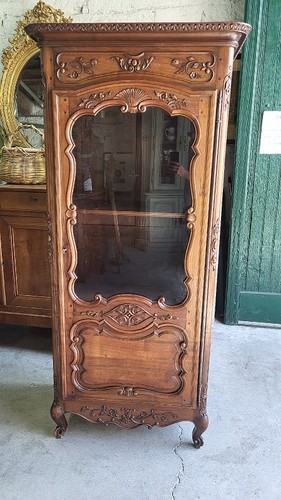 Vitrine style louis porte - louis,