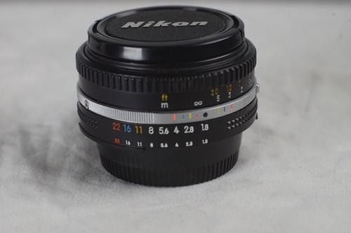 Nikon nikkor 1 8 - nikon, mm