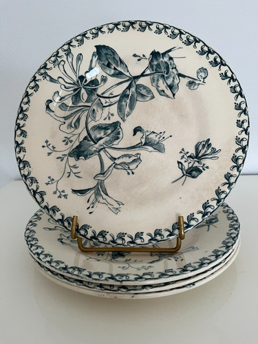 Lot assiettes à - de, dessert