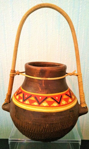 Pot terre cuite - motif, peint