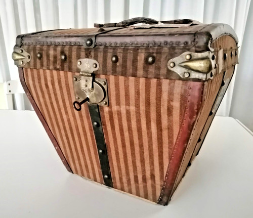 Ancienne boîte chapeau - ancienne,
