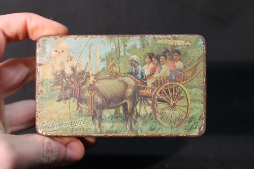 Ancienne boite tôle - boite,
