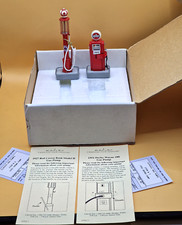 DANBURY MINT GAS PUMP 1927 RED