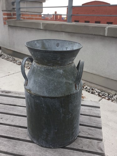 Vintage weathered aluminum - weathered,
