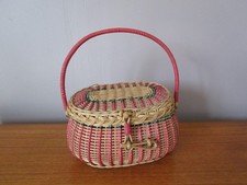 Ancien panier à couvercle