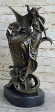 Vase Statue Fille Femme Fleur En Bronze Doré De Palais À Vendre