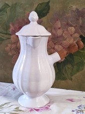 ANCIENNE CHOCOLATIÈRE EN