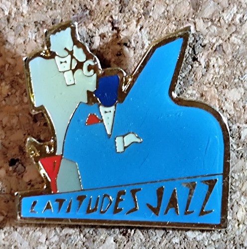 A17 pin pins - pin, épinglette