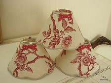 LOT de 3  abat-jour festonné