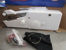 Mini Machine à coudre