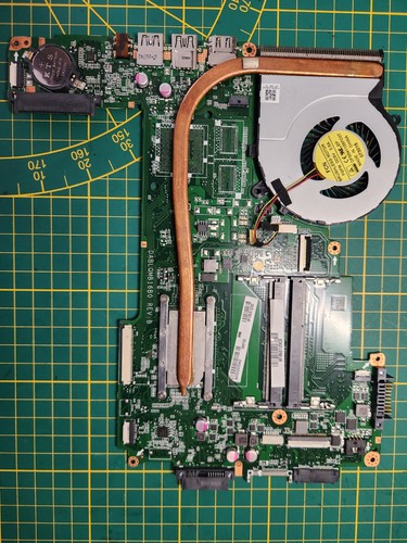 Toshiba satellite c55 c1f6 - toshiba, 15"