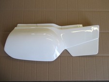 Cache latéral droit NEUF pour