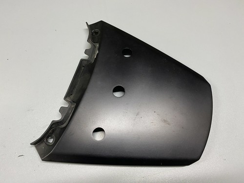 Une coque arriere intercoque - une,
