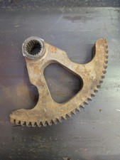 John Deere Gear M124737 LX266,LX277,GX255 LX279