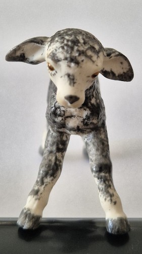 Belle figurine mouton - figurine, en