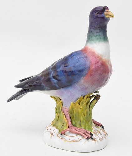 Statuette porcelaine de - statuette, en