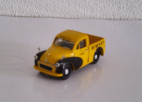 Voiture corgi morris - -,